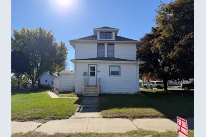 1308 East Avenue, Worthington, MN 56187 - Photo 2