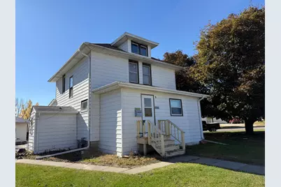 1308 East Avenue, Worthington, MN 56187 - Photo 1