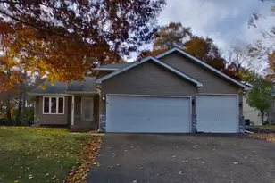 2661 Oak Ridge Dr, Monticello, MN 55362 - Photo 1