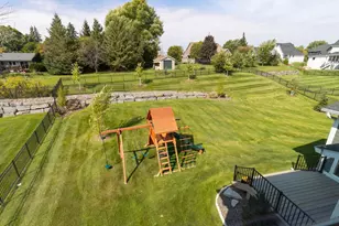 4565 Garland Ln N, Plymouth, MN 55446 - Photo 32