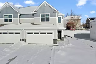 5413 Queens Dr NW, Rochester, MN 55901 - Photo 2