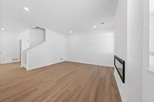 5413 Queens Dr NW, Rochester, MN 55901 - Photo 10