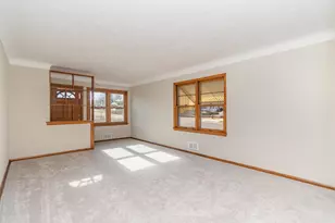 1001 Geranium Ave E, Saint Paul, MN 55106 - Photo 6