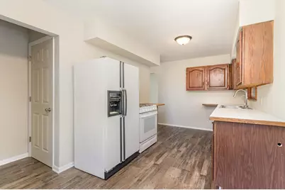 1001 Geranium Avenue E, Saint Paul, MN 55106 - Photo 12