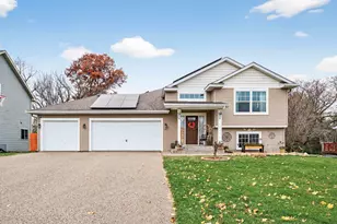 193 Bobwhite St, River Falls, WI 54022 - Photo 1