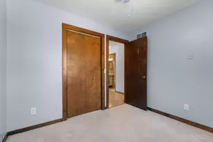 737 Meadow Run Dr SW, Rochester, MN 55902 - Photo 16