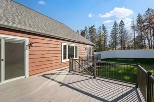 737 Meadow Run Dr SW, Rochester, MN 55902 - Photo 26