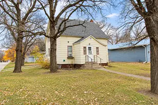 1101 Jefferson St, Alexandria, MN 56308 - Photo 4