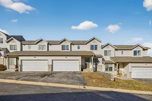 740 Baylee Pl SW, Pine Island, MN 55963 - Photo 2