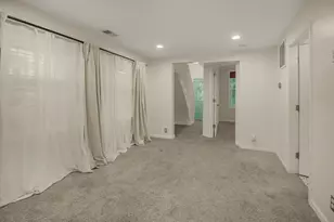 398 Banfil St, Saint Paul, MN 55102 - Photo 2