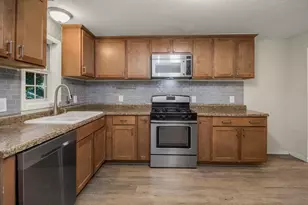 398 Banfil St, Saint Paul, MN 55102 - Photo 6