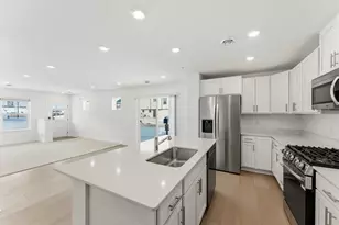 5231 Long Pointe Pass, Woodbury, MN 55129 - Photo 6