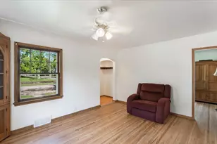 401 Julii St, Willmar, MN 56201 - Photo 10