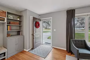 1615 Garland Ln N, Plymouth, MN 55447 - Photo 4