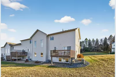 748 Baylee Place SW, Pine Island, MN 55963 - Photo 8