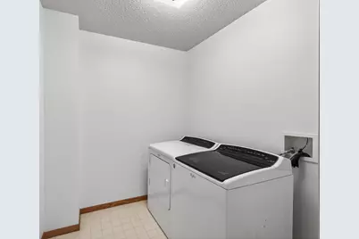 2074 Parkway Avenue, Shakopee, MN 55379 - Photo 20