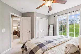 2304 Hillcrest Dr, Hudson, WI 54016 - Photo 20