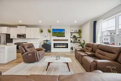 13485 Territorial Circle N, Maple Grove, MN 55369 - Photo 6