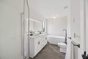 13409 Parkwood Dr, Burnsville, MN 55337 - Photo 22