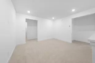 1955 Royal Blvd N, Lake Elmo, MN 55042 - Photo 12