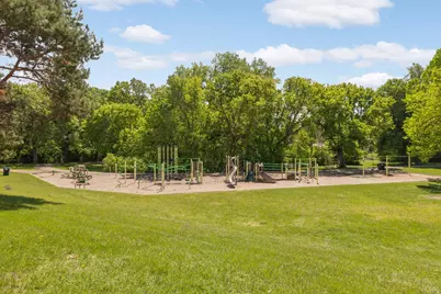 523 Lovell Avenue, Roseville, MN 55113 - Photo 28
