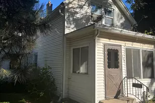 949 Conway St, Saint Paul, MN 55106 - Photo 1