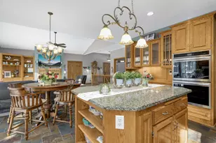 18481 98th Pl N, Maple Grove, MN 55311 - Photo 14