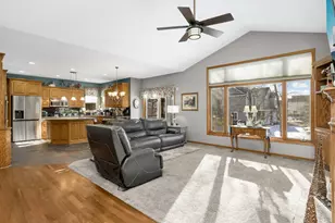 18481 98th Pl N, Maple Grove, MN 55311 - Photo 14