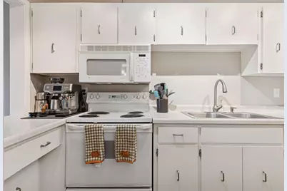 4120 Parklawn Avenue #119, Edina, MN 55435 - Photo 8