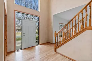 12737 Stoney Way, Eden Prairie, MN 55347 - Photo 4