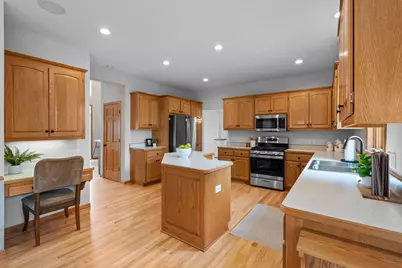 12737 Stoney Way, Eden Prairie, MN 55347 - Photo 18