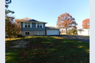 8175 Diane Street, Circle Pines, MN 55014 - Photo 2