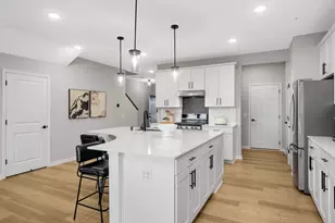 9616 4th St N, Lake Elmo, MN 55042 - Photo 4