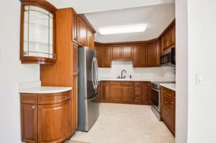 2601 Kenzie Terrace, Saint Anthony, MN 55418 - Photo 10