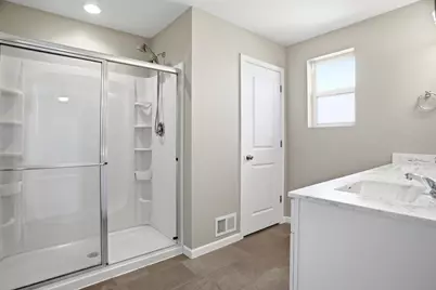 5581 Yucca Lane N, Plymouth, MN 55446 - Photo 10