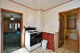 624 N Pine St, Grantsburg, WI 54840 - Photo 18