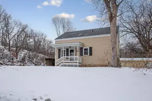 227 3rd Ave NE, Faribault, MN 55021 - Photo 4