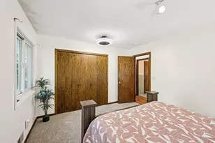 9141 N 35th Ave N, Crystal, MN 55427 - Photo 16