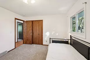 9141 N 35th Ave N, Crystal, MN 55427 - Photo 20