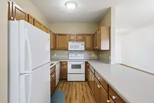 809 Dublin Ct, Mankato, MN 56001 - Photo 8