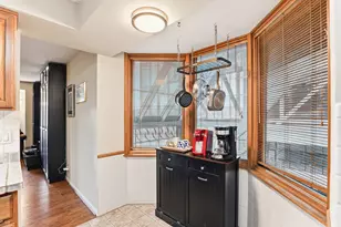 198 6th St E, Saint Paul, MN 55101 - Photo 12