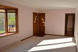 1108 Hawthorn St, Red Wing, MN 55066 - Photo 6