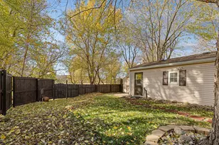 1269 River Rd, Windom, MN 56101 - Photo 8