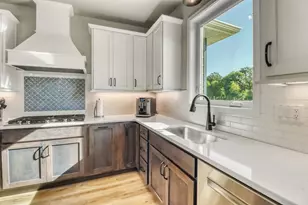 6910 2nd St NW, Moorhead, MN 56560 - Photo 30