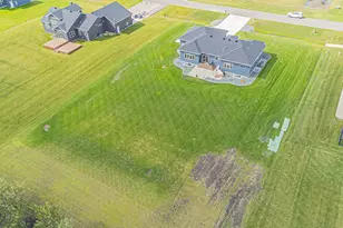 6910 2nd St NW, Moorhead, MN 56560 - Photo 18