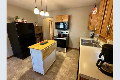 109 1st Avenue NW, New London, MN 56273 - Photo 12