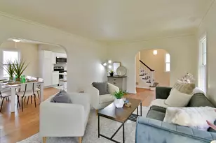 716 Maple St, Alexandria, MN 56308 - Photo 1