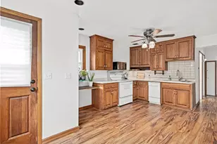 2466 Clearview Ave, Mounds View, MN 55112 - Photo 6