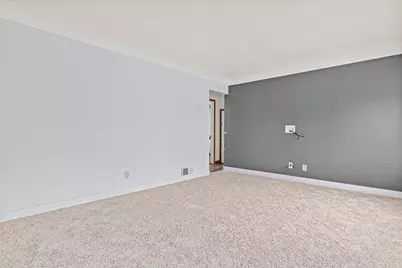 2466 Clearview Avenue, Mounds View, MN 55112 - Photo 4