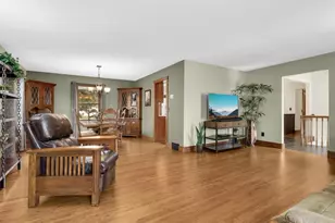 1101 Knob Hill Rd, Burnsville, MN 55337 - Photo 10